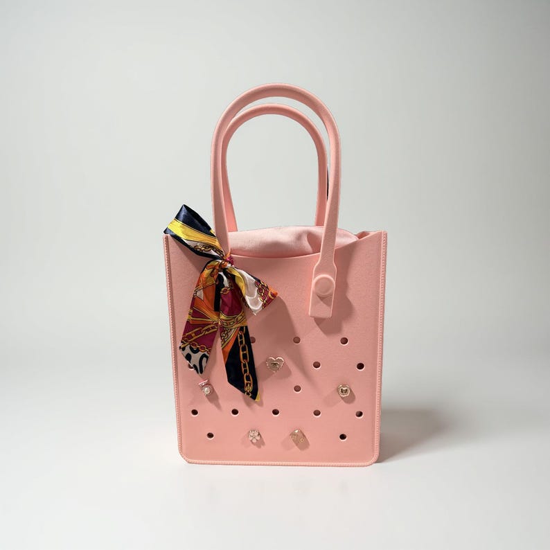 Customizable Handbag with 5 FREE Jibitz!