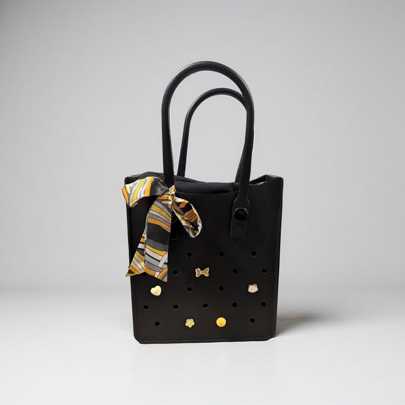 Customizable Handbag with 5 FREE Jibitz!