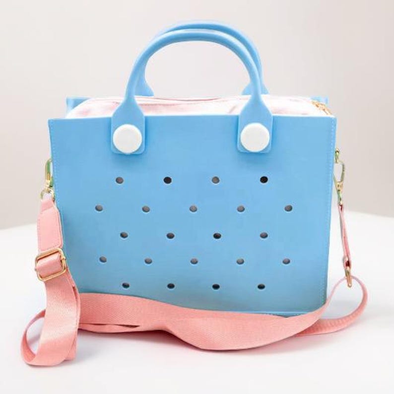 Customizable Crossbody Handbag with 5 FREE Jibitz!