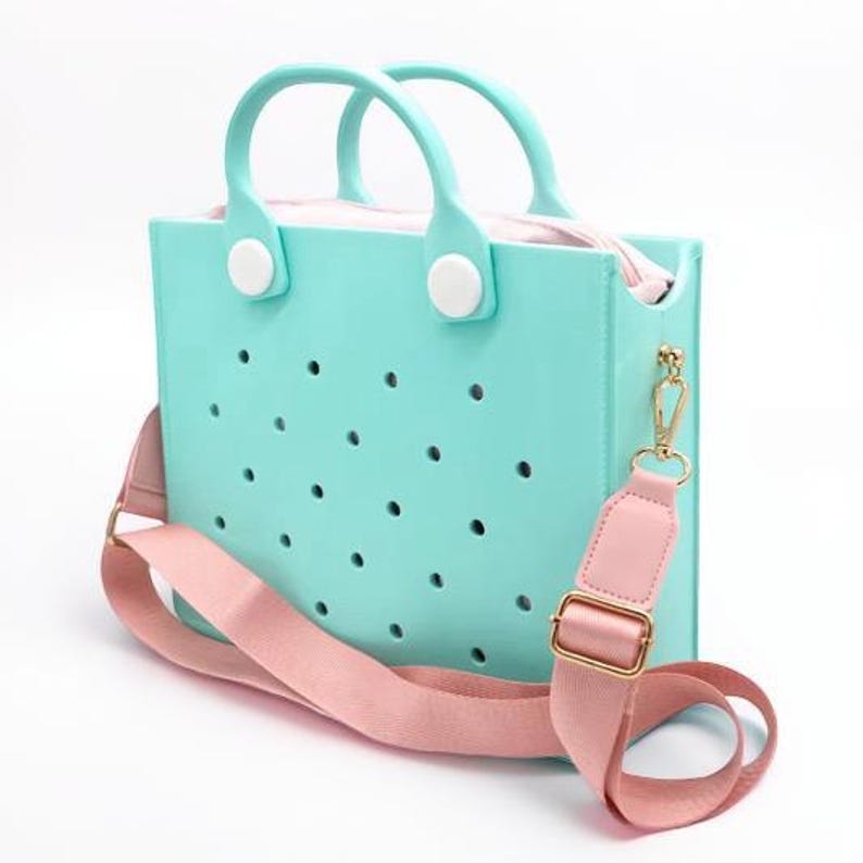 Customizable Crossbody Handbag with 5 FREE Jibitz!