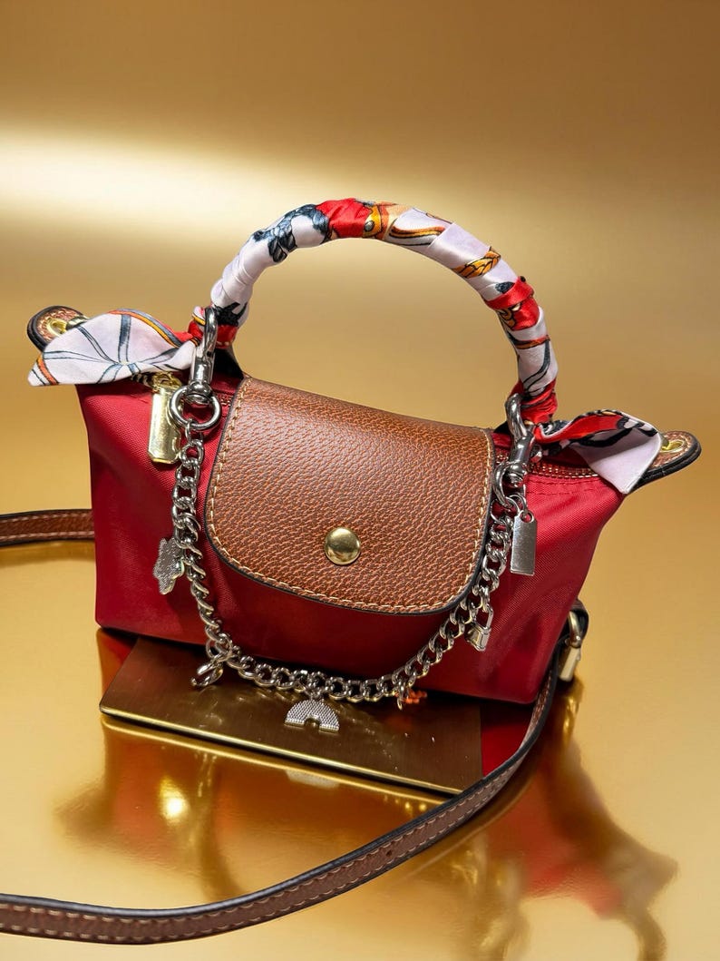 Mini Dumpling bag with Chain and Twilly